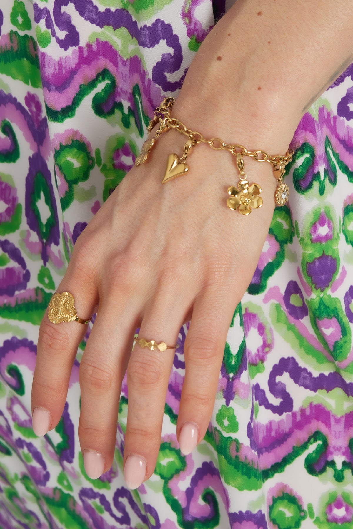 Charming Armband