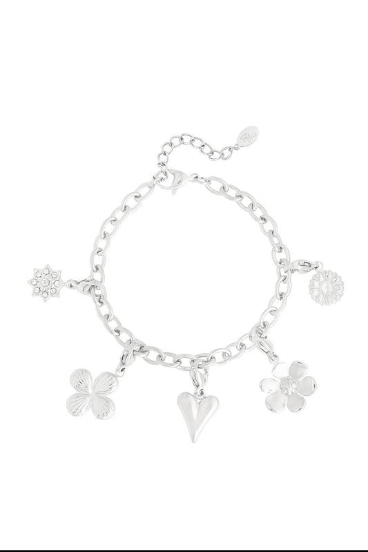Charming Armband